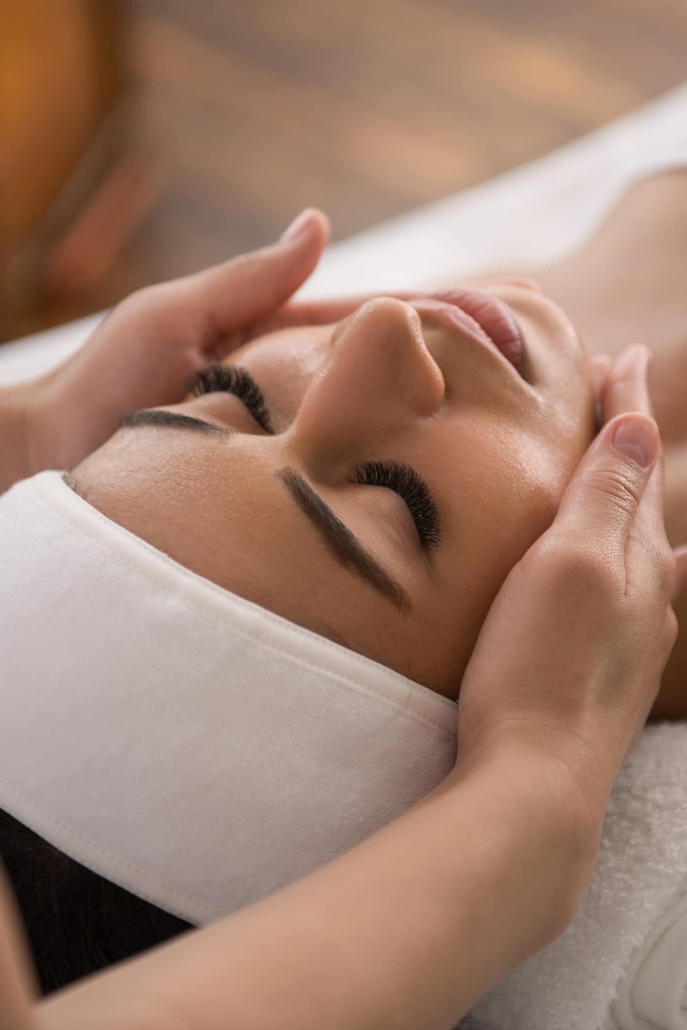 a close up of a hand